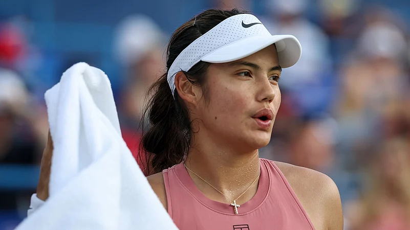 Emma Raducanu was beaten by Anna Kalinskaya in Washington