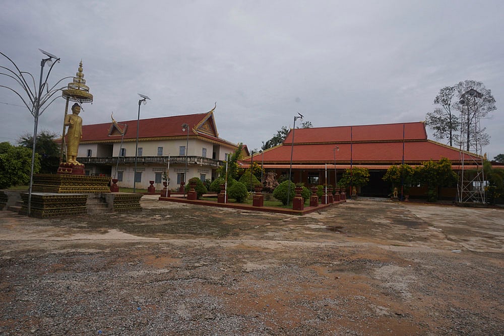 Thailand-Cambodia border conflict_ Buddhist temple of Wat Prasat Samrong