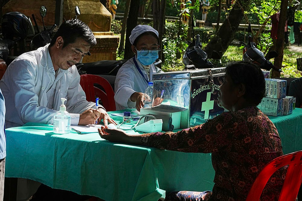 Thailand-Cambodia border conflict_medical camp in Srey Snam district