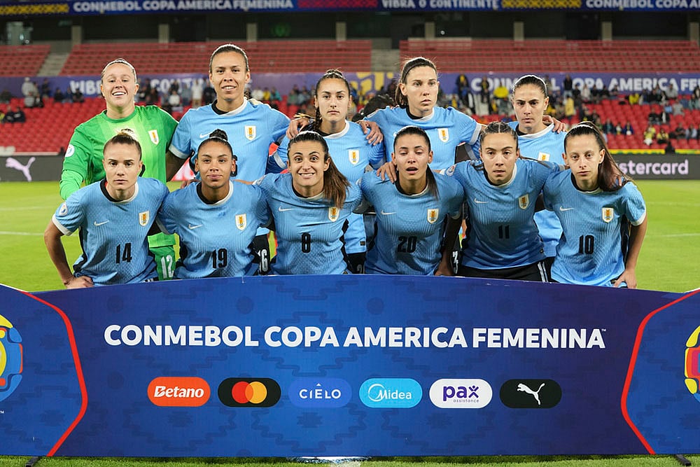 Copa America Femenina Sem-final Brazil vs Uruguay Soccer photos:  Uruguays players