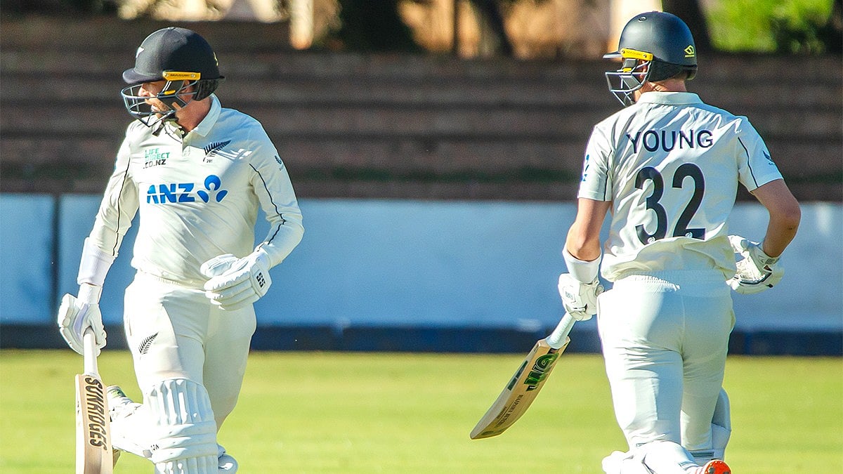X/ZimCricketv : ZIM vs NZ 1st Test: Kiwi openers Devon Conway and Will Young in action.