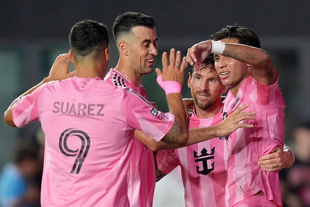 Leagues Cup Atlas vs Inter Miami Soccer Match photos_Telasco Segovia, Messi, Busquets