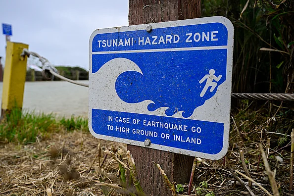 Tsunami alerts