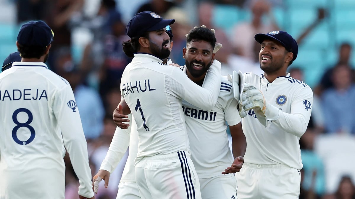 X/BCCI : India vs England 5th Test Day 3: India celebrate wicket of Zak Crawley