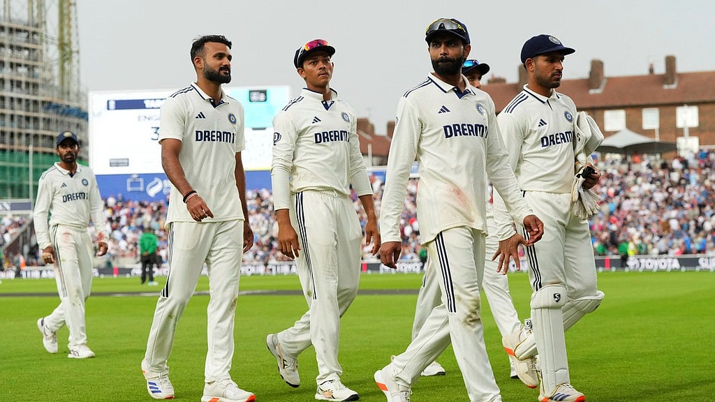 Photo: AP : India Vs England Live Cricket Score, 5th Test Day 5: Bad light stopped play at The Oval on Sunday.