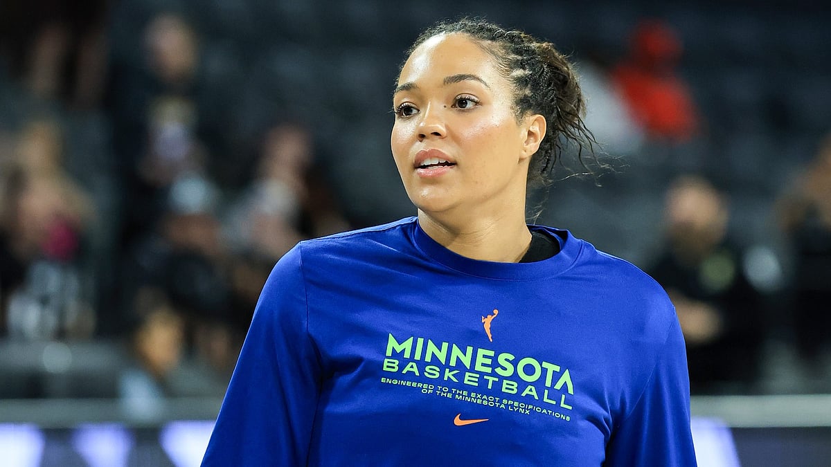 Minnesota Lynx forward Napheesa Collier warms up before a game vs. the Las Vegas Aces on Aug. 2, 2025.