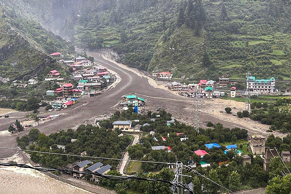 Uttarkashi Cloudburst - flash flood in Dharali -