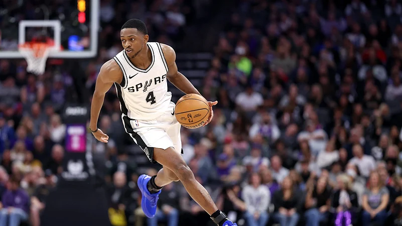 DeAaron Fox san antonio spurs