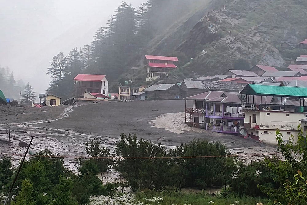 Uttarkashi Cloudburst - flash flood in Dharali -