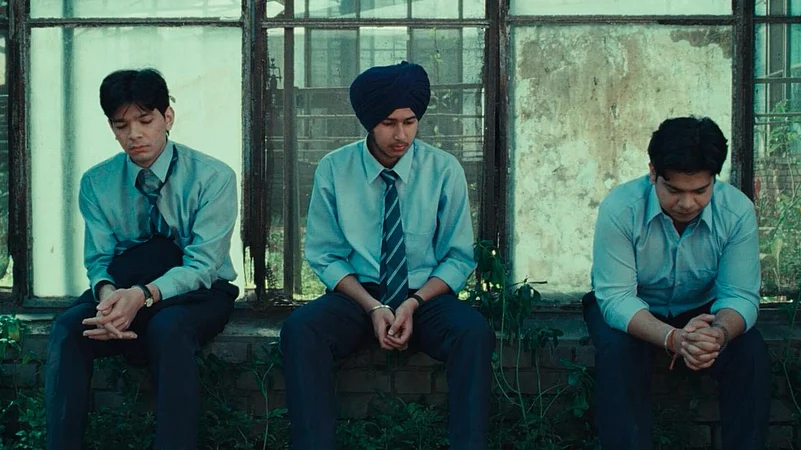 Ghich Pich Still