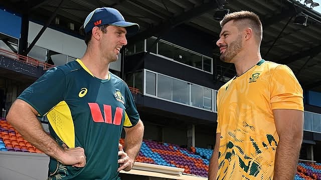 | Photo: Instagram/ausmencricket : Australia vs South Africa: Australia's Mitchell Marsh and South Africa's Aiden Markram posing with the South Africa's tour of Australia 2025 trophy.