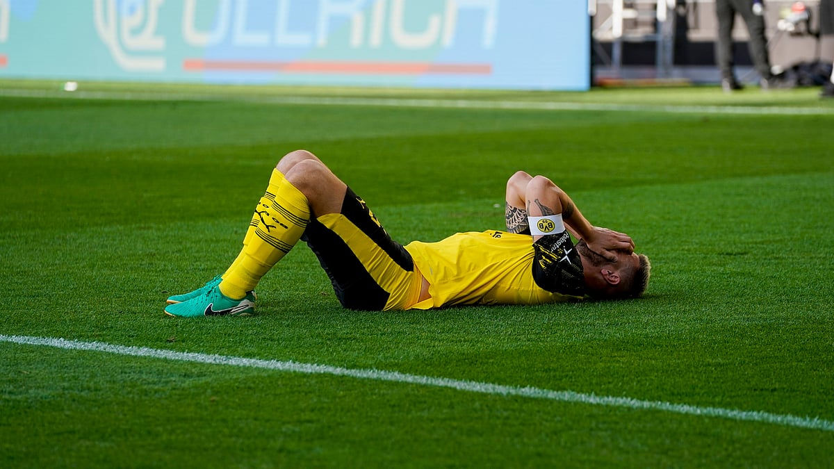 Niklas Sule will miss the first two months of Borussia Dortmund's season - null
