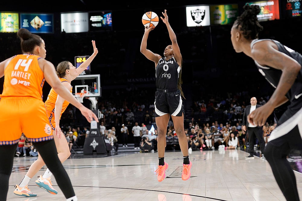 WNBA basketball 2025 Las Vegas Aces vs Connecticut Sun game photos: Jackie Young 
