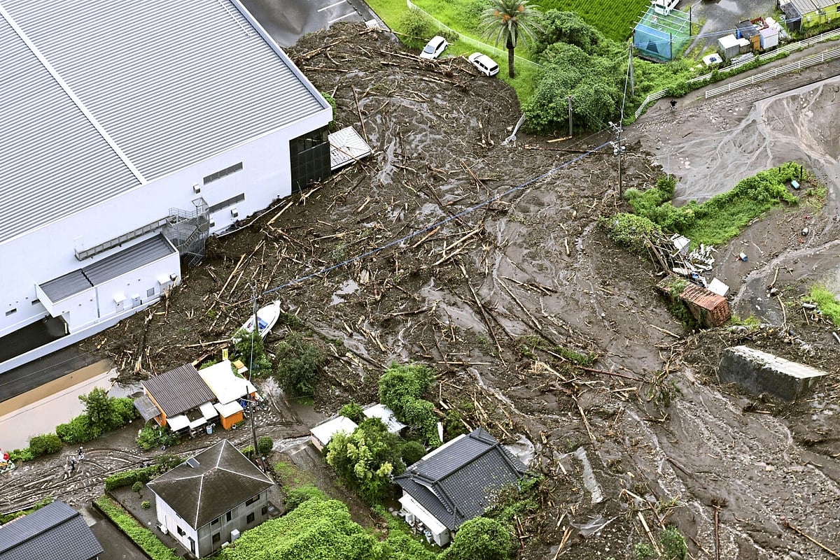 AP : Floods in Japan
