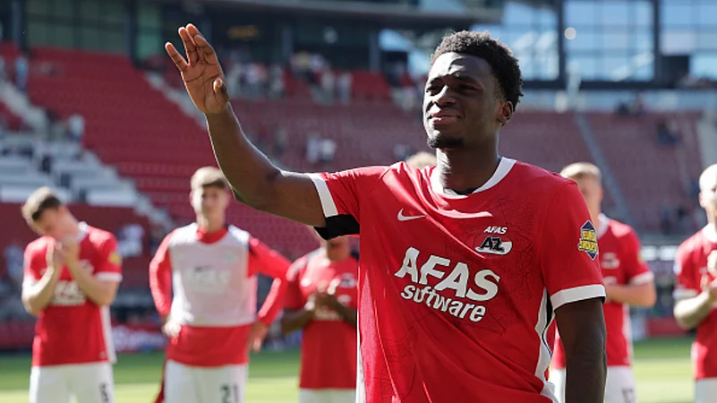 Bayern Leverkusen Sign Poku