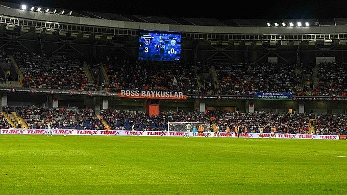 X/Istanbul Basaksehir : Istanbul Basaksehir vs Viking FK Live Streaming