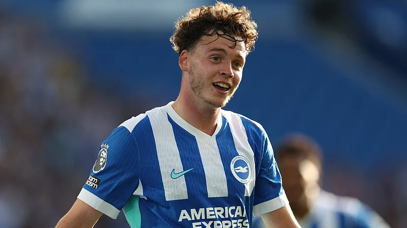 Brighton vs Wolfsburg friendly Maxim de Cuyper