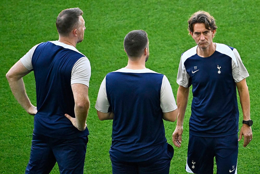 UEFA Super Cup soccer 2025 PSG vs Tottenham Hotspur Training photos_Thomas Frank