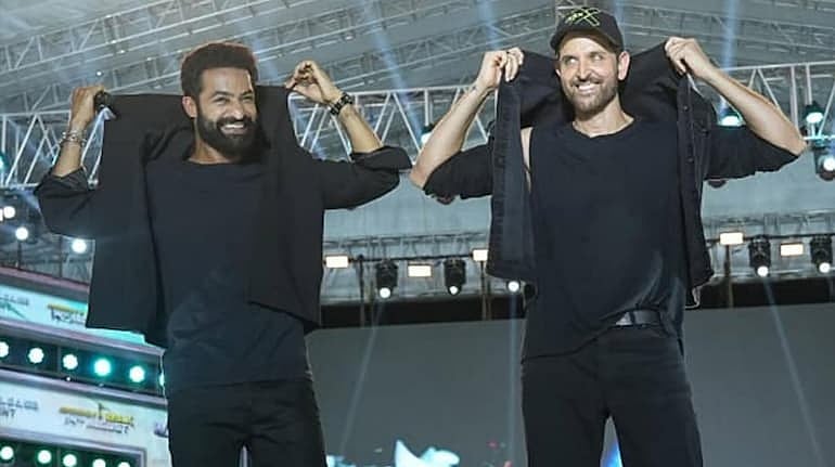 X : Hrithik Roshan, Jr NTR request everyone not to share War 2 spoilers