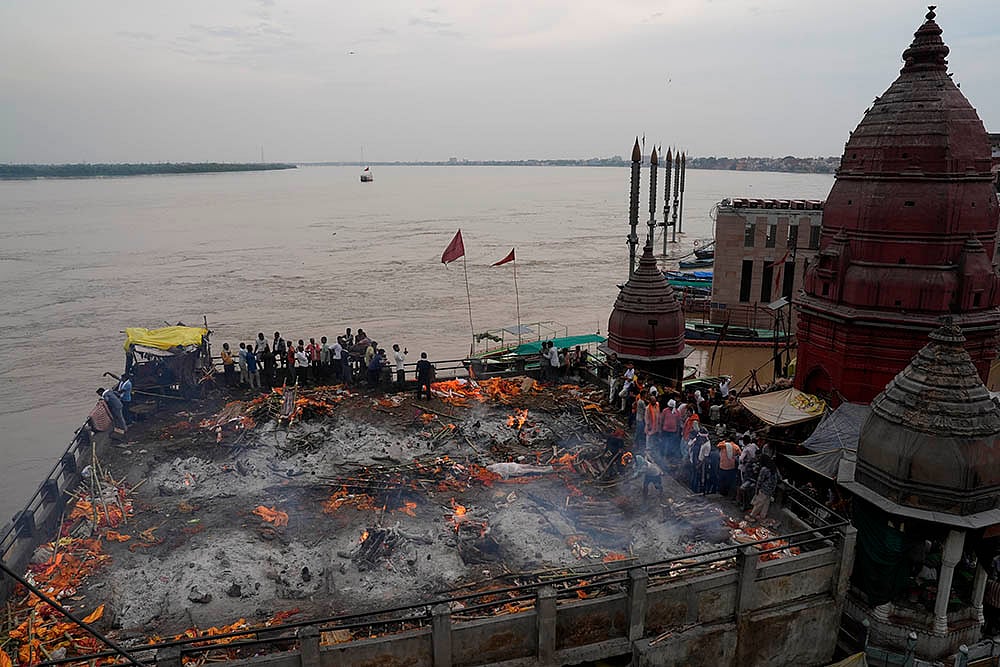 The Dom Workers Of Varanasi - Outlook Magazine Mental Health issue