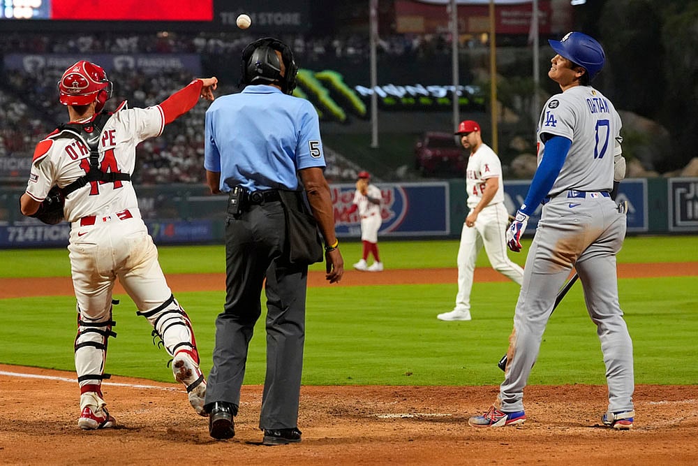 MLB baseball game Los Angeles Angels vs LA Dodgers photos: Shohei Ohtani