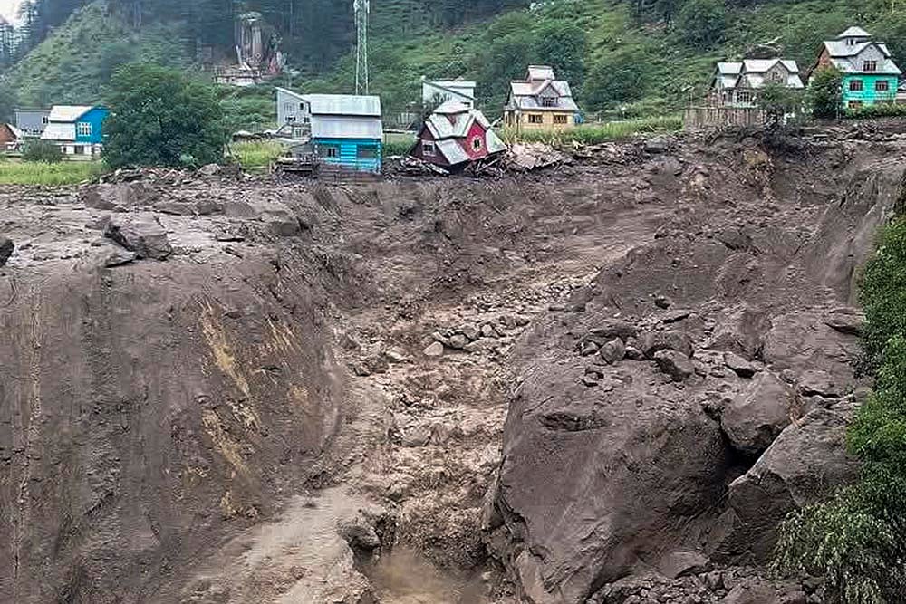 Massive cloudburst in Jammu and Kashmirs Kishtwar_damaged Houses in Chasoti