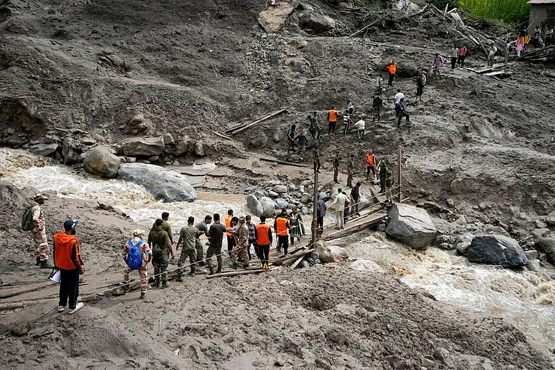Massive cloudburst in Jammu and Kashmirs Kishtwar_Stranded pilgrims