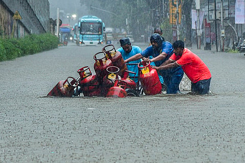 Weather: Rain in Mumbai