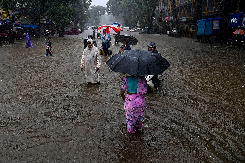 Mumbai Monsoon Weather Rain and waterlogging photos_1
