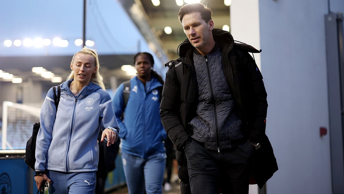 Chloe Kelly left Man City after a fallout with Gareth Taylor - null