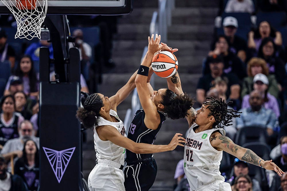 WNBA Basketball game Atlanta Dream vs Golden State Valkyries_Janelle Salaün