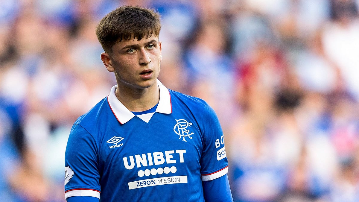 Mikey Moore in action on his Rangers debut against Alloa Athletic in the Scottish League Cup.