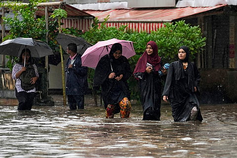 Weather: Rain in Mumbai