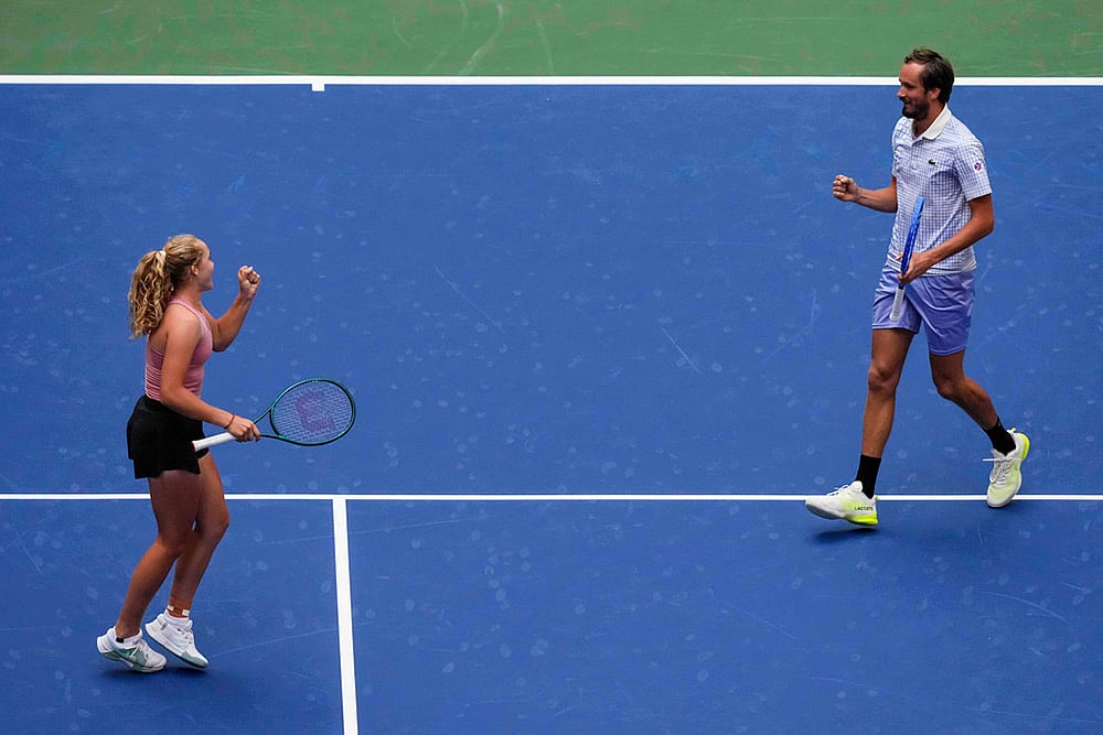 US Open 2025 Mixed Doubles Novak Djokovic and Olga Danilovic vs Mirra Andreeva and Daniil Medvedev