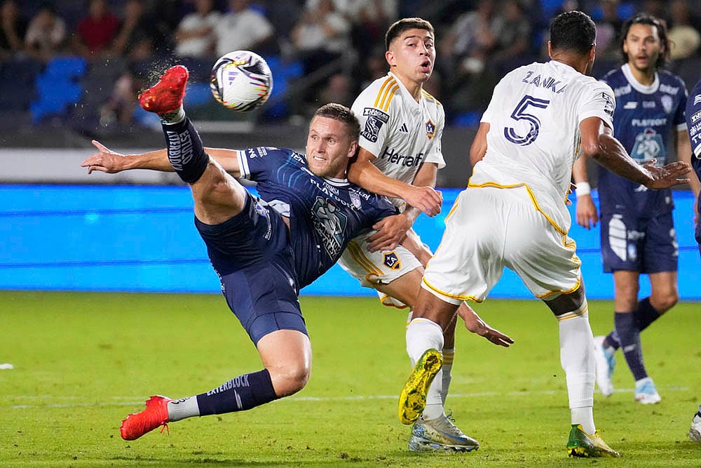 Leagues Cup 2025 Quarter-Final match Los Angeles Galaxy vs CF Pachuca_Alexandre Zurawski