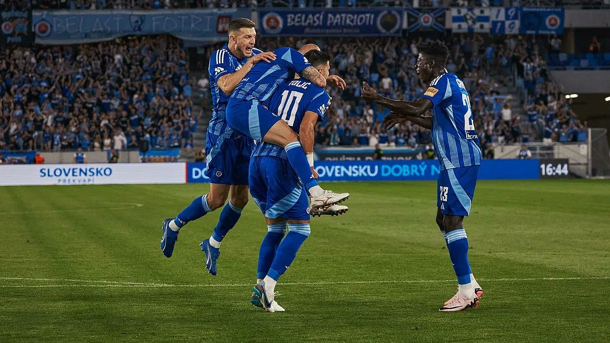 X/SK Slovan Bratislava : Slovan Bratislava Vs Young Boys Live Streaming, UEFA Europa League 2025-26 Qualifying: The Sky Blues have progressed beyond the qualifying stages of a major European competition in each of their four most recent campaigns.