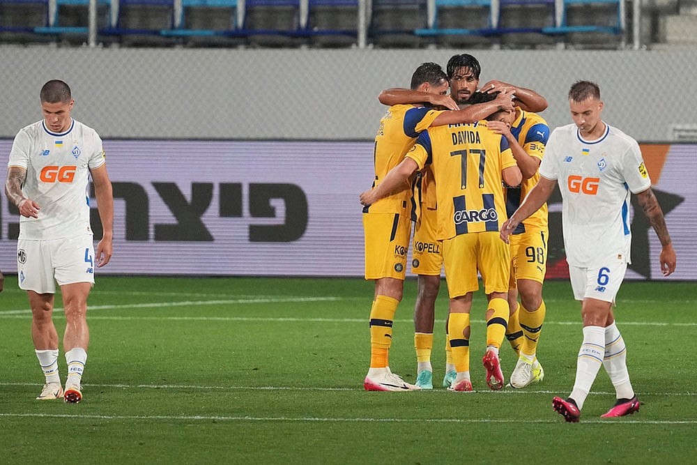 | Photo: AP/Darko Vojinovic : UEFA Europa League Playoff 1st Leg: Maccabi Tel Aviv vs Dynamo Kyiv