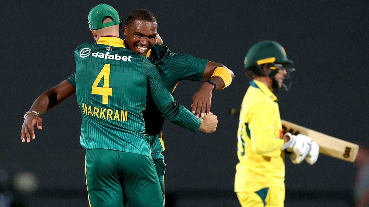 Aiden Markram and Lungi Ngidi celebrate their win over Australia