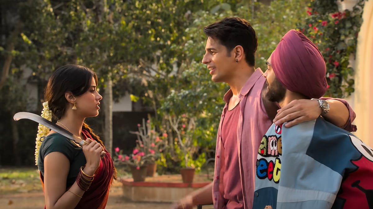 Youtube : Janhvi Kapoor-Sidharth Malhotra's Param Sundari X review