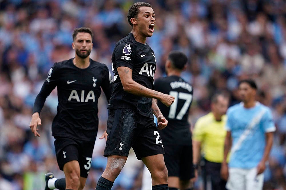 English Premier League 2025-26 Matchday 2 Manchester City Vs Tottenham Hotspur_Brennan Johnson 