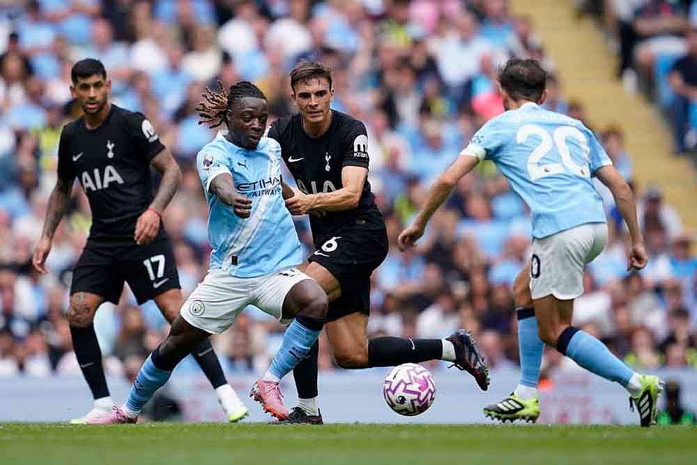 English Premier League 2025-26 Matchday 2 Manchester City Vs Tottenham Hotspur_Jeremy Doku