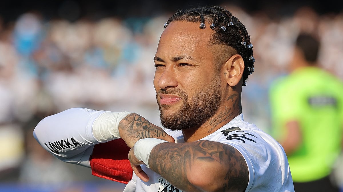Neymar in action for Santos earlier this month.