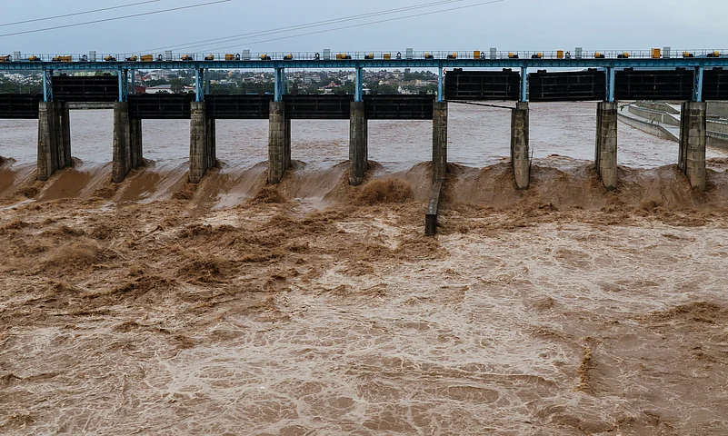 India alerts Pakistan flood
flood in Tawi river
Pakistan flood
Pakistan Floods latest news