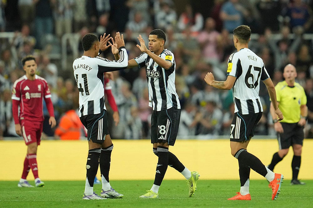 Britain soccer Premier League 2025-26 Newcastle United vs Liverpool_William Osula