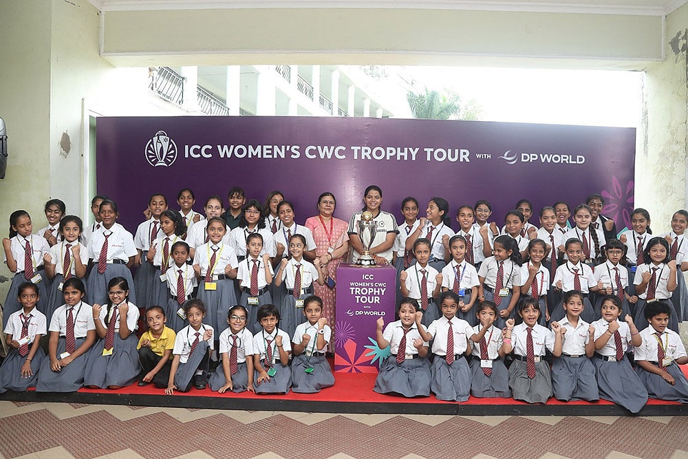 ICC Women’s World Cup 2025 Trophy Tour _Aayushi Shukla, Students of Bhavans Prominent School
