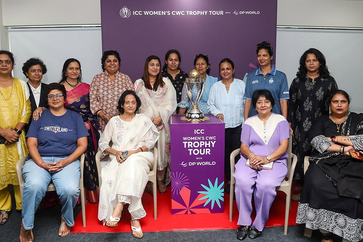 ICC Women’s World Cup 2025 Trophy Tour in Indore_Officials of Madhya Pradesh Cricket