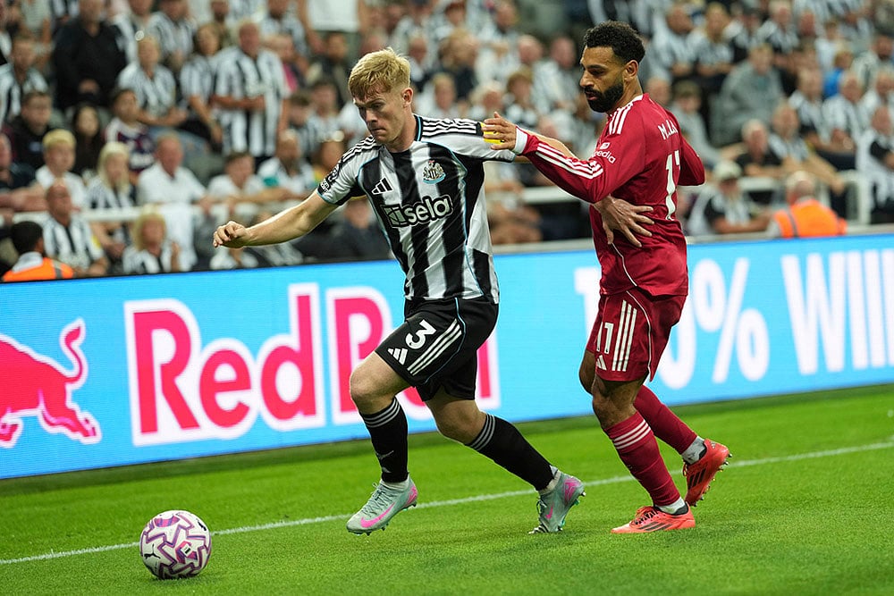 Britain soccer Premier League 2025-26 Newcastle United vs Liverpool_Lewis Hall