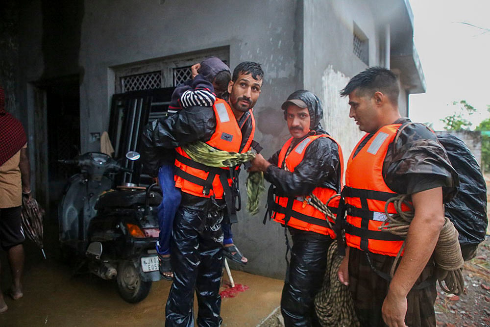 Jammu & Kashmir weather, Landslide and floods after rains_2