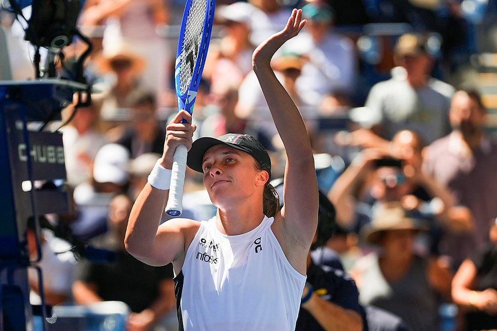 | Photo: AP/Yuki Iwamura : US Open 2025: Iga Swiatek vs Emiliana Arango