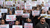 Rajasthan Gives Detailed Guidelines On Stray Dog Management After SC’s August 11 Order | Photo: PTI/Karma Bhutia : Protest against SC order on stray dogs issue (representational image)